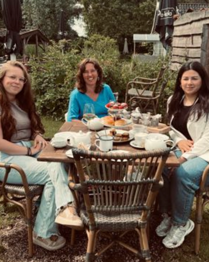Sterre, Frederike en Sara