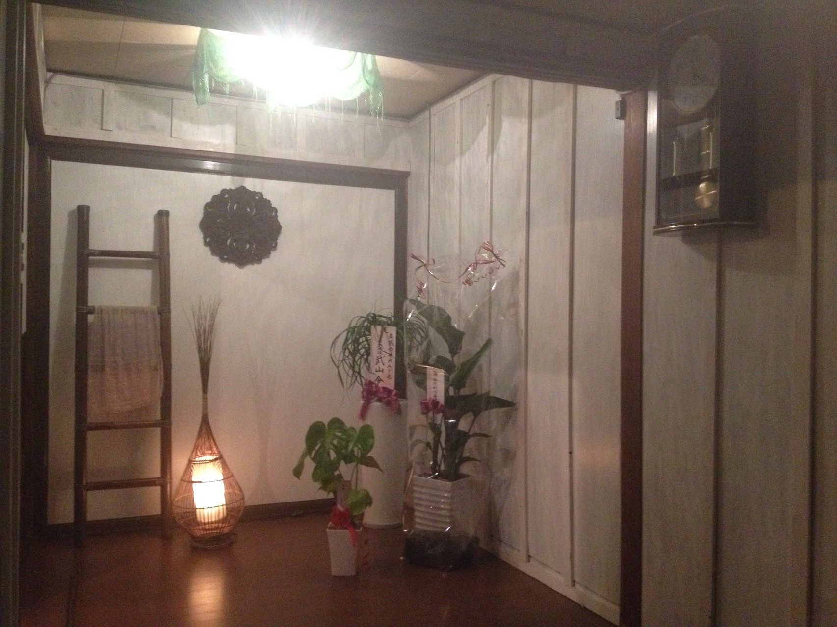 玄関を入ると
