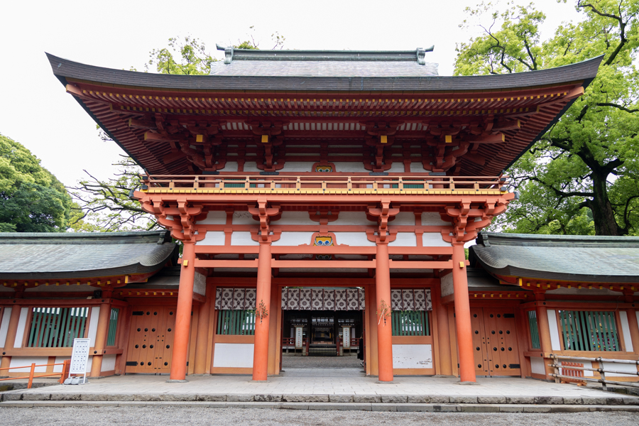 武蔵一宮氷川神社（大宮）でお宮参りと七五三撮影：特別な思い出を写真に残しましょう