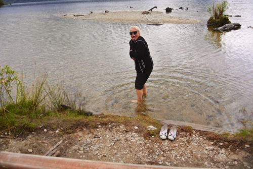 2014 | NZ Südinsel | «Lake Kaniere», West Coast: Traumhaft idyllische Gegend! Wasser offensichtlich noch zu kalt!