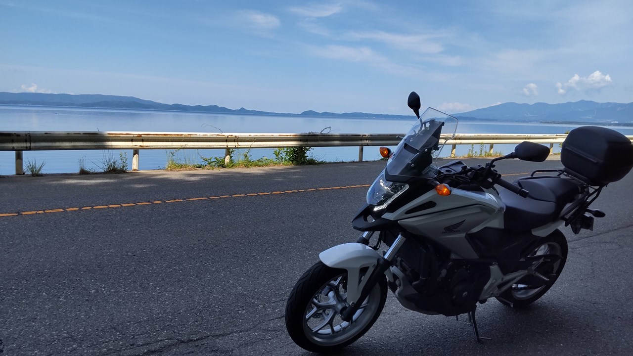 P-20 猪苗代湖東畔