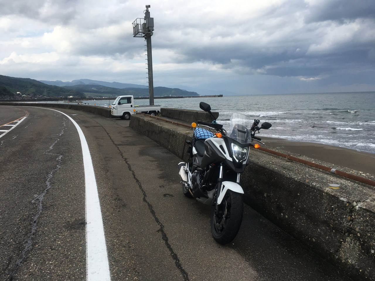 P18 堤防に腰掛けて小休憩