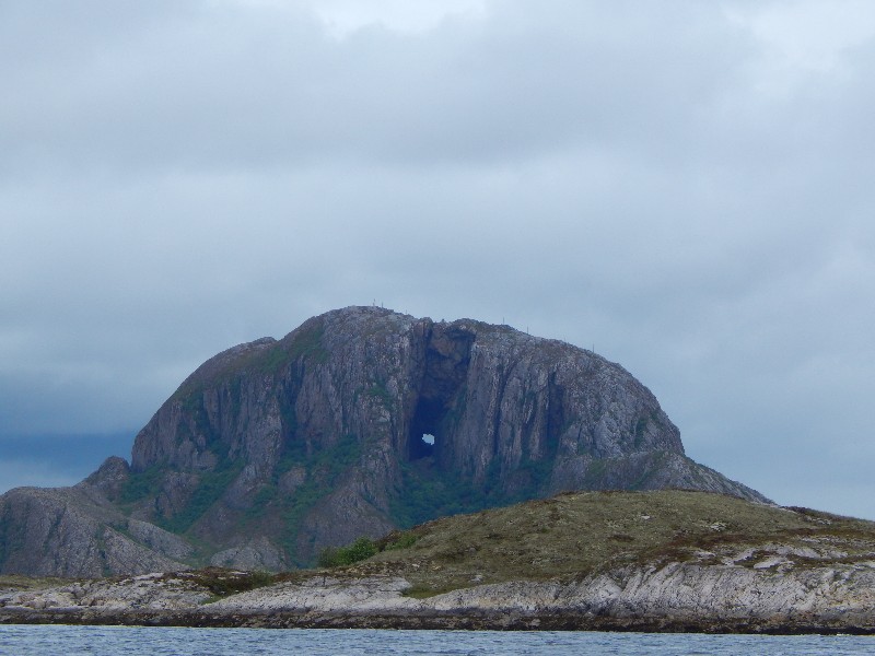 Das Loch im Torghatten