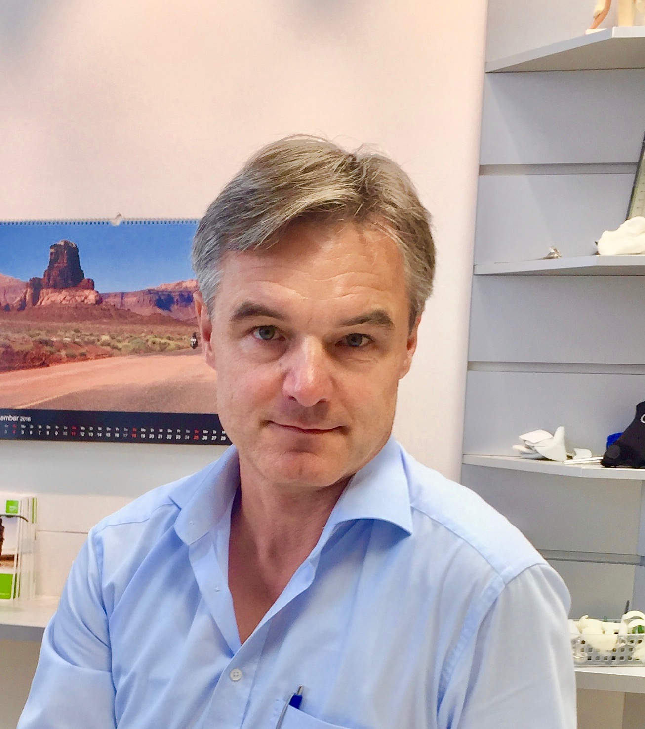 Dr. Dirk Hedrich; Facharzt für Orthopädie und Unfallchirurgie, Rheumatologie