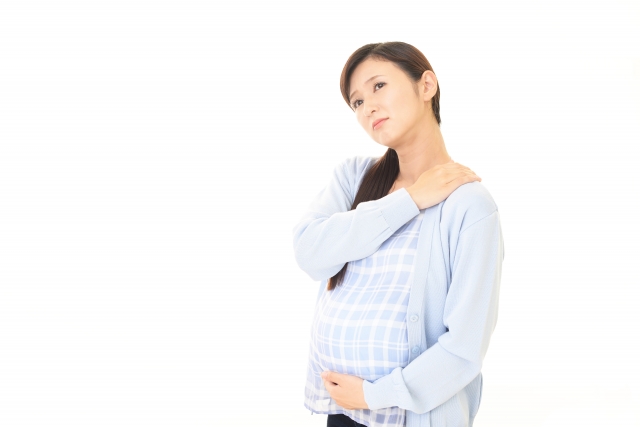 妊娠中の肩こりをやわらげるために【柔道整復 創健堂】京都市上京区