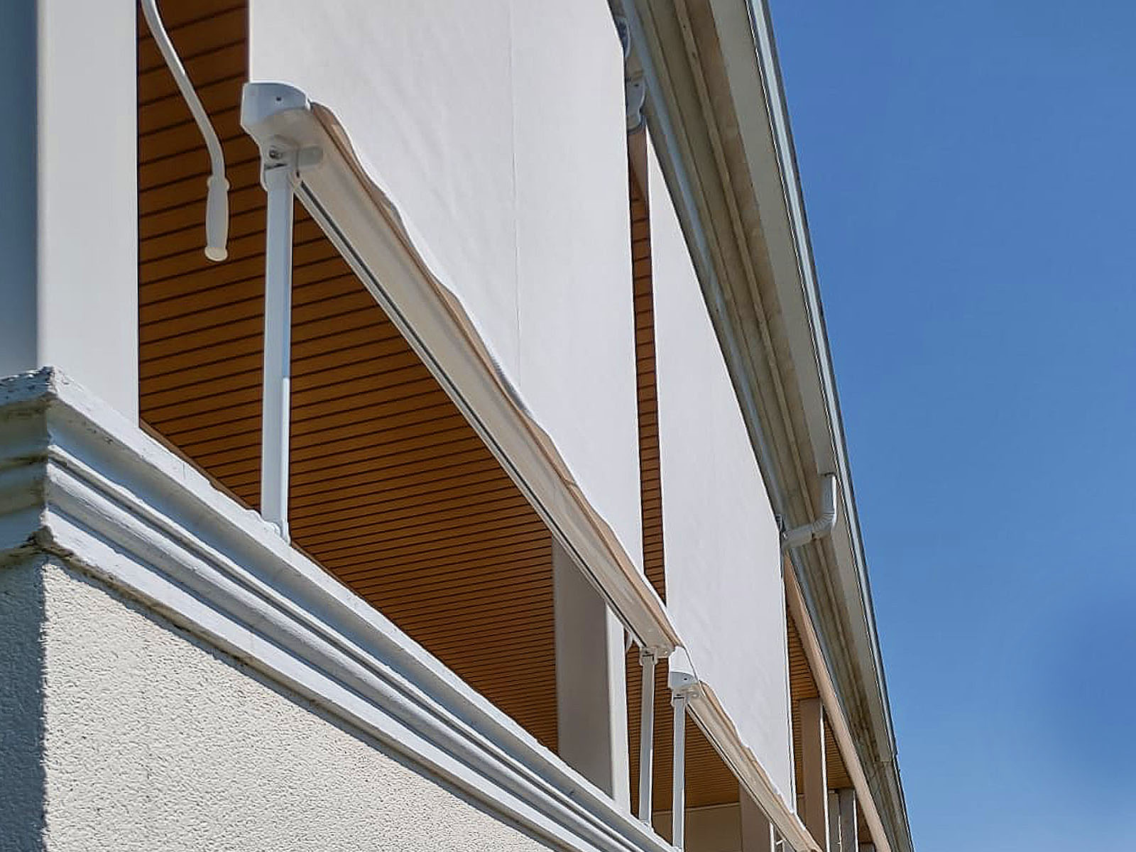 Toldos vertical stor con tensión en Navarra