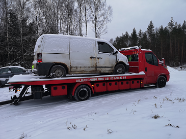 Sök efter en begagnad vindruta till Volvo Uddevalla på bilskrot