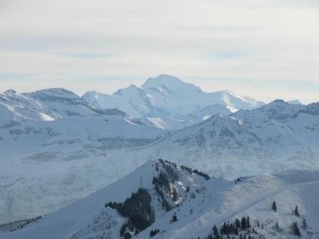 Le Mont Blanc vu des pistes de Super-Châtel
