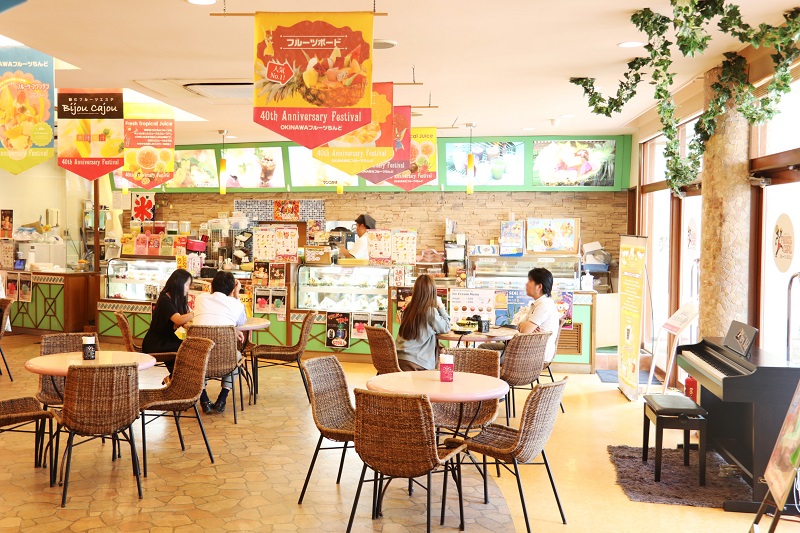 カフェコーナー