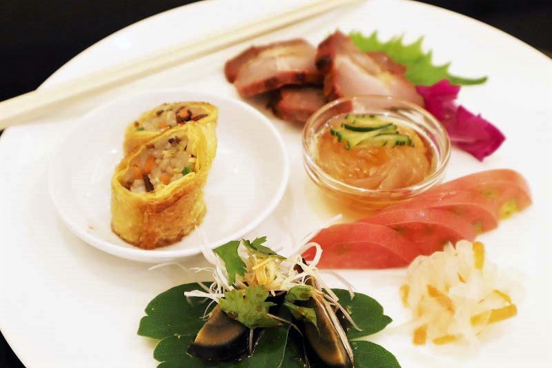 四川飯店の前菜盛り合わせ