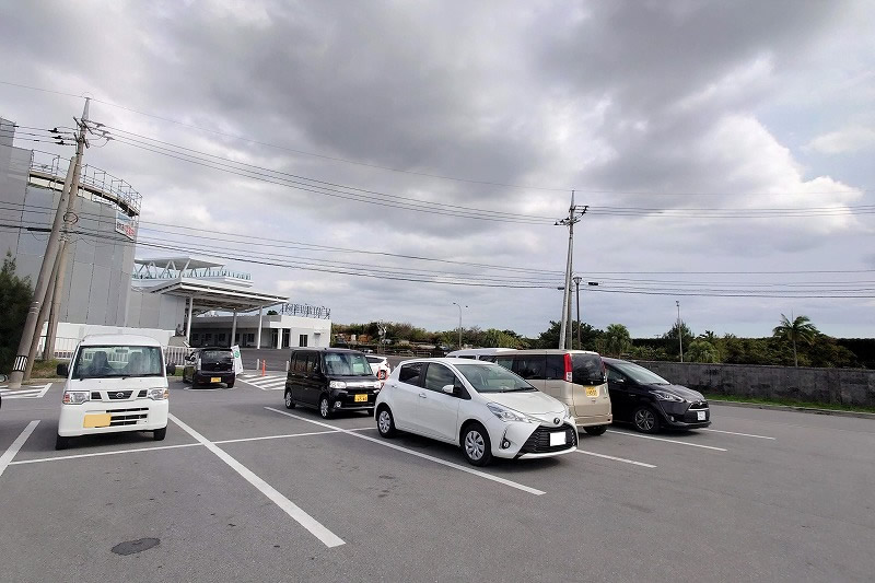 道の駅かでなの駐車場2