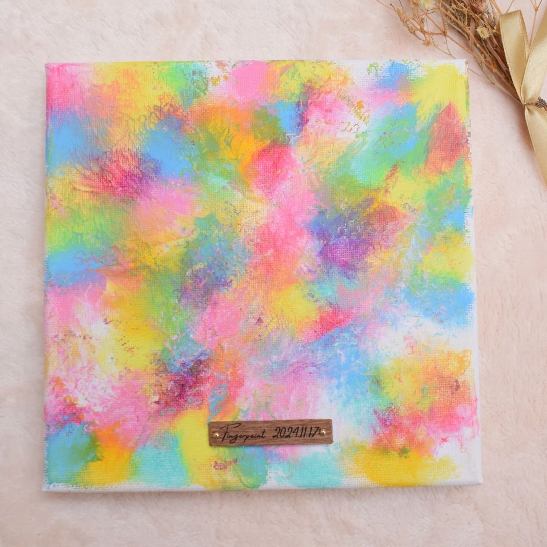 <div style=" font-size:10px; font-weight:bold;"> oshitette <br /> 手が汚れない0歳からのアート🎨❀.* ♥︎事前予約で名前刻印woodプレート付き 所用時間15分 ¥1,500 </div>