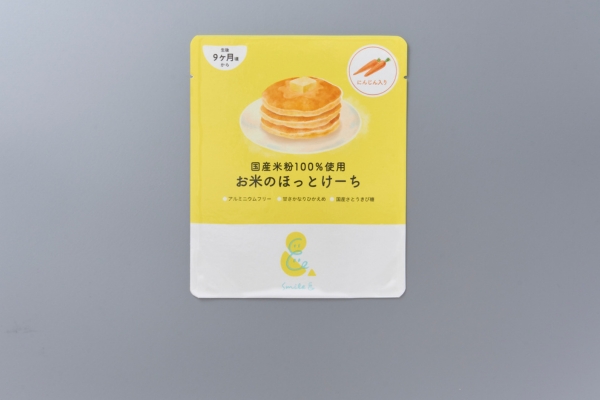 <div style=" font-size:10px; font-weight:bold;"> お米のほっとけーち　にんじん入り </div>  <div style=" font-size:10px;"> 国産米粉をベースに、にんじんの粉末をミックスしたホットケーキミックス粉（アルミニウムフリー） </div>