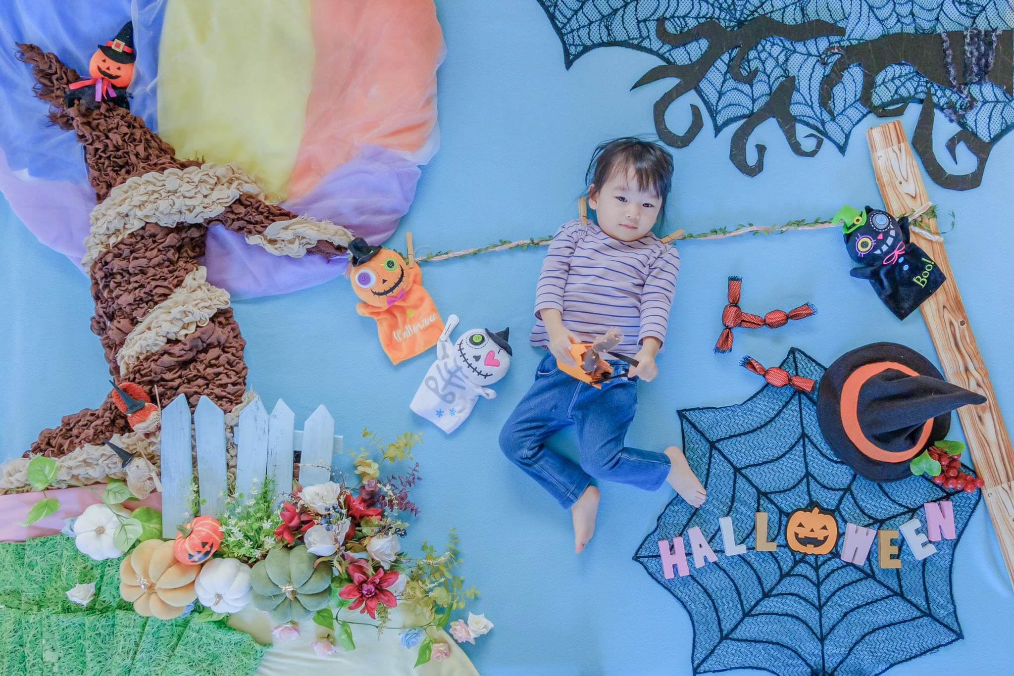 <div style=" font-size:10px; font-weight:bold;"> おひるねアート <br />テーマ「HAPPYハロウィン」</div>
