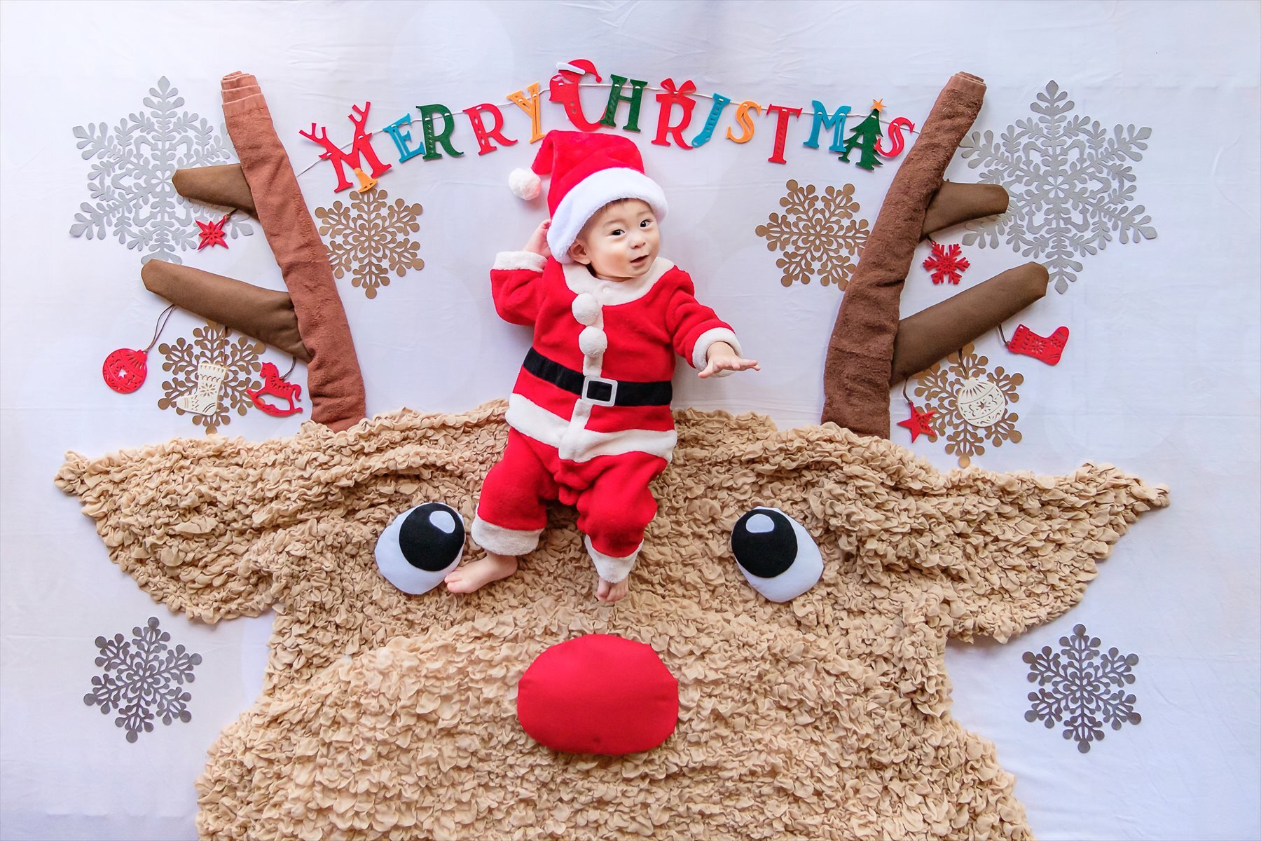 <div style=" font-size:10px; font-weight:bold;">テーマ「トナカイさんとクリスマス」</div>