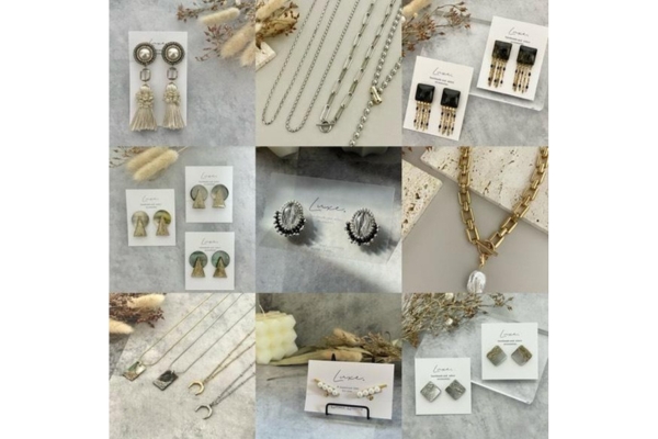 <div style=" font-size:10px; font-weight:bold;">  Luxe. </div>  <div style=" font-size:10px;"> 2日<br> ストレスフリーで着けられるハンドメイドアクセサリー </div>