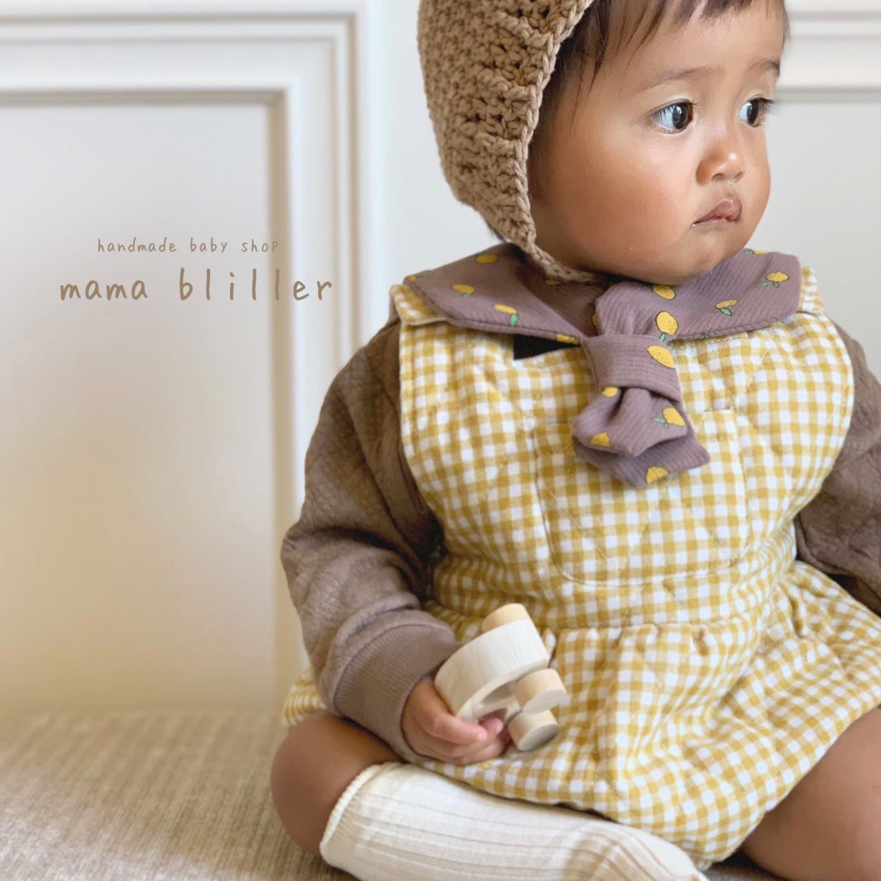 <div style=" font-size:14px; font-weight:bold;">  mama bliller（ママ ブリエ） </div>  <div style=" font-size:10px;">  ベビースタイ </div>