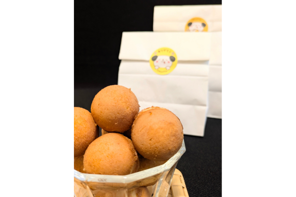 <div style=" font-size:10px; font-weight:bold;">キッチンカーChirotto</div>