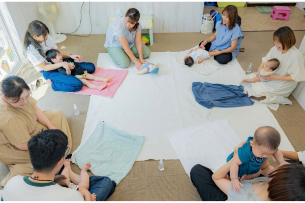 <div style=" font-size:10px; font-weight:bold;">手のひらで大好きを伝えよう！身体も心もポカポカベビーマッサージ<br>13:45〜</div>