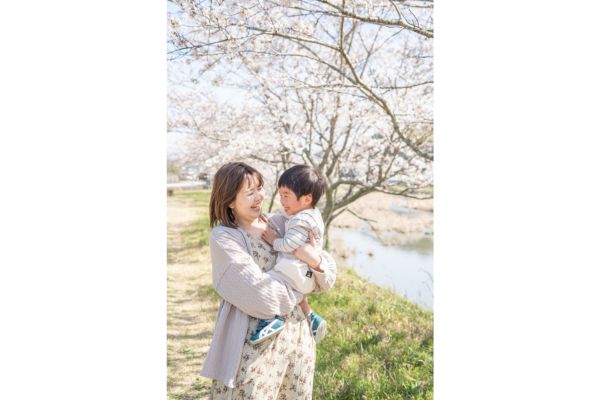 <div style=" font-size:10px; font-weight:bold;">マインシャッツ<br>愛媛県南予地域で活動しています。手形アート教室マインシャッツのはるかです！<br>今しか残せない、大切な我が子の手形足形。<br>かわいいキーホルダーや、バッグ、アニバーサリーアートや季節のアートをご用意してます✨<br>たくさんの親子の笑顔と出会えますように♡<br>皆さんとお会い出来るのを楽しみにしてます♩</div>
