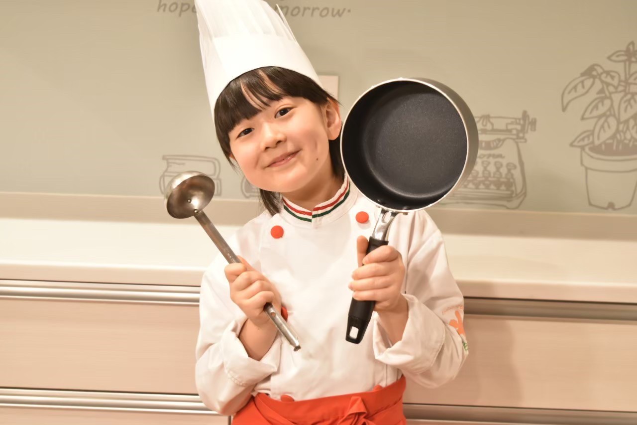 <div style=" font-size:10px; font-weight:bold;">とことこ®こどもお料理教室 平井真帆先生の！ ⭐️はじめてキッチン！～お買い物ゲームをしよう！～<br />10：45～/14：45</div>