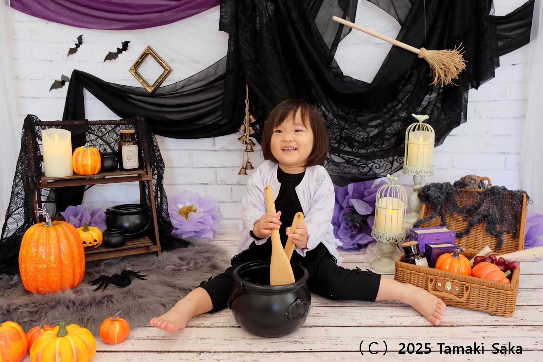 <div style=" font-size:10px; font-weight:bold;"> 「魔法使いの小部屋」</div>