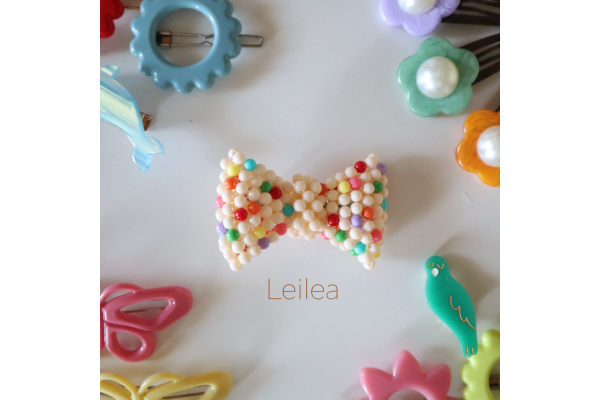 <div style=" font-size:10px; font-weight:bold;">Leilea<br /></div>