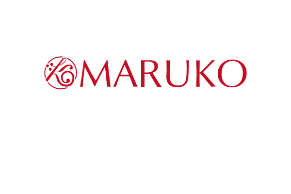 <div style=" font-size:10px; font-weight:bold;"> MARUKO </div>  <div style=" font-size:10px;"> 体型や下着に関するカウンセリングと補整下着の試着体験のご予約受付中！ <br>後日マルコのサロンにて試着いただいた方に下着プレゼント！ </div>