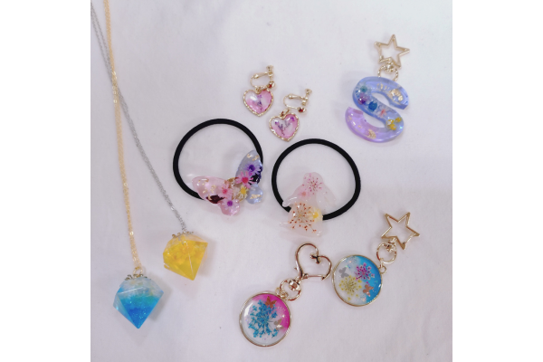 <div style=" font-size:10px; font-weight:bold;">きょうびしや</div>