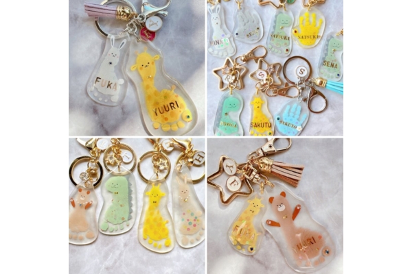 <div style=" font-size:10px; font-weight:bold;">  nonon </div>  <div style=" font-size:10px;">  お子さまの手形足形でつくるキーホルダー </div>
