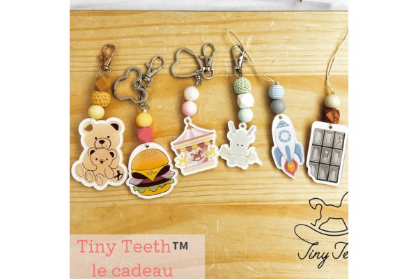 <div style=" font-size:10px; font-weight:bold;">  le cadeau </div>  <div style=" font-size:10px;">  かわいいビーズを使ってネームキーホルダーを作ろう♡ </div>