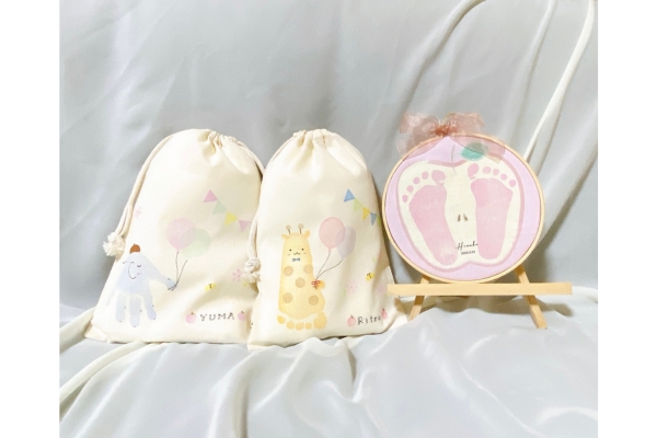 <div style=" font-size:10px; font-weight:bold;">  chokotto8手形足形アート </div>  <div style=" font-size:10px;">  お子様の手形足形アートのワークショップ♡『今』をカタチに☆ </div>