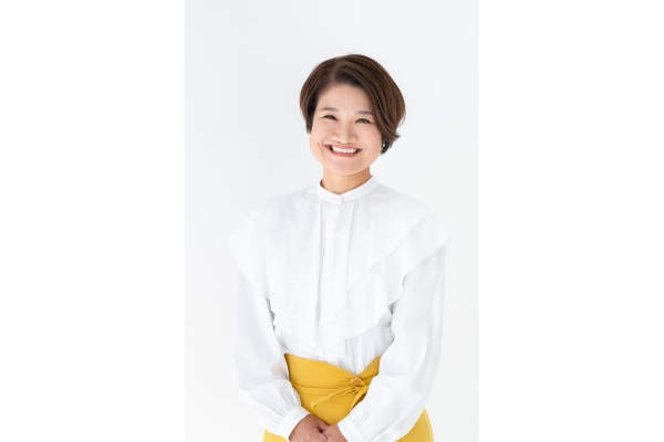 <div style=" font-size:10px; font-weight:bold;">  プール・レ・ママン </div>  <div style=" font-size:10px;">  ９月２７日（金）のみ出展 </div>