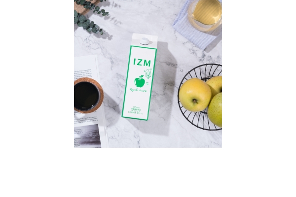 <div style=" font-size:10px; font-weight:bold;"> IZM APPLE TASTE </div>  <div style=" font-size:10px;"> 75種類の野菜や果物を3年半発酵させた植物発酵ｴｷｽに栄養機能食品ﾅｲｱｼﾝ配合のﾘﾝｺﾞ味の酵素ﾄﾞﾘﾝｸです。 </div>