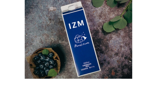 <div style=" font-size:10px; font-weight:bold;"> IZM BERRY BERRY TASTE </div>  <div style=" font-size:10px;">  瞳に嬉しい成分が豊富に配合された【ブルーベリー味の酵素ドリン】。防腐剤、保存料不使用なので、毎日安心してお飲み頂けます。 </div>