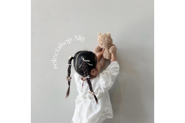 <div style=" font-size:10px; font-weight:bold;">  selectshop Aliy </div>  <div style=" font-size:10px;">  セレクトベビーキッズ服・服飾雑貨 </div>