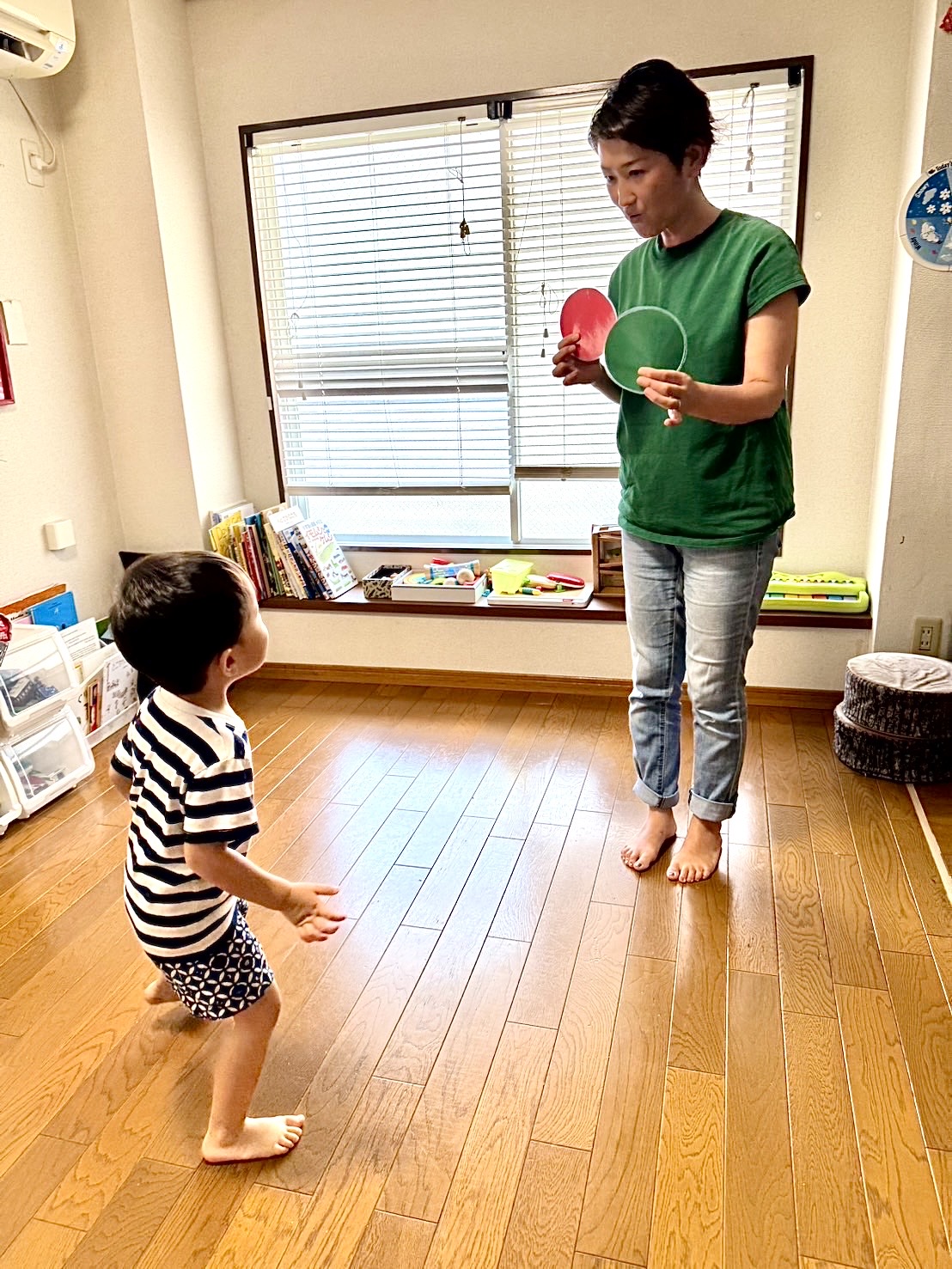 <div style=" font-size:10px; font-weight:bold;">英語でハッピーおやこじかん<br />  9/26 13:45〜 </div>