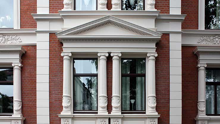 Detailausschnitt aus dem Mittelrisalit im Erdgeschoss