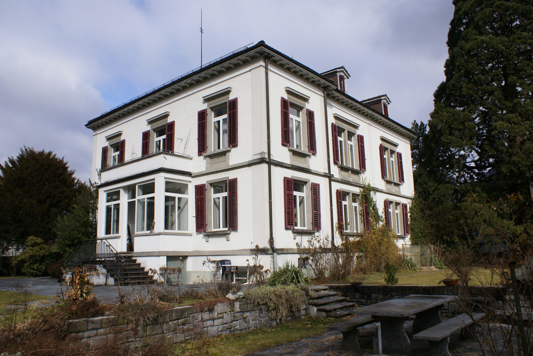 Bauphysik Modernisierung MFH Bahnhofstrasse Näfels