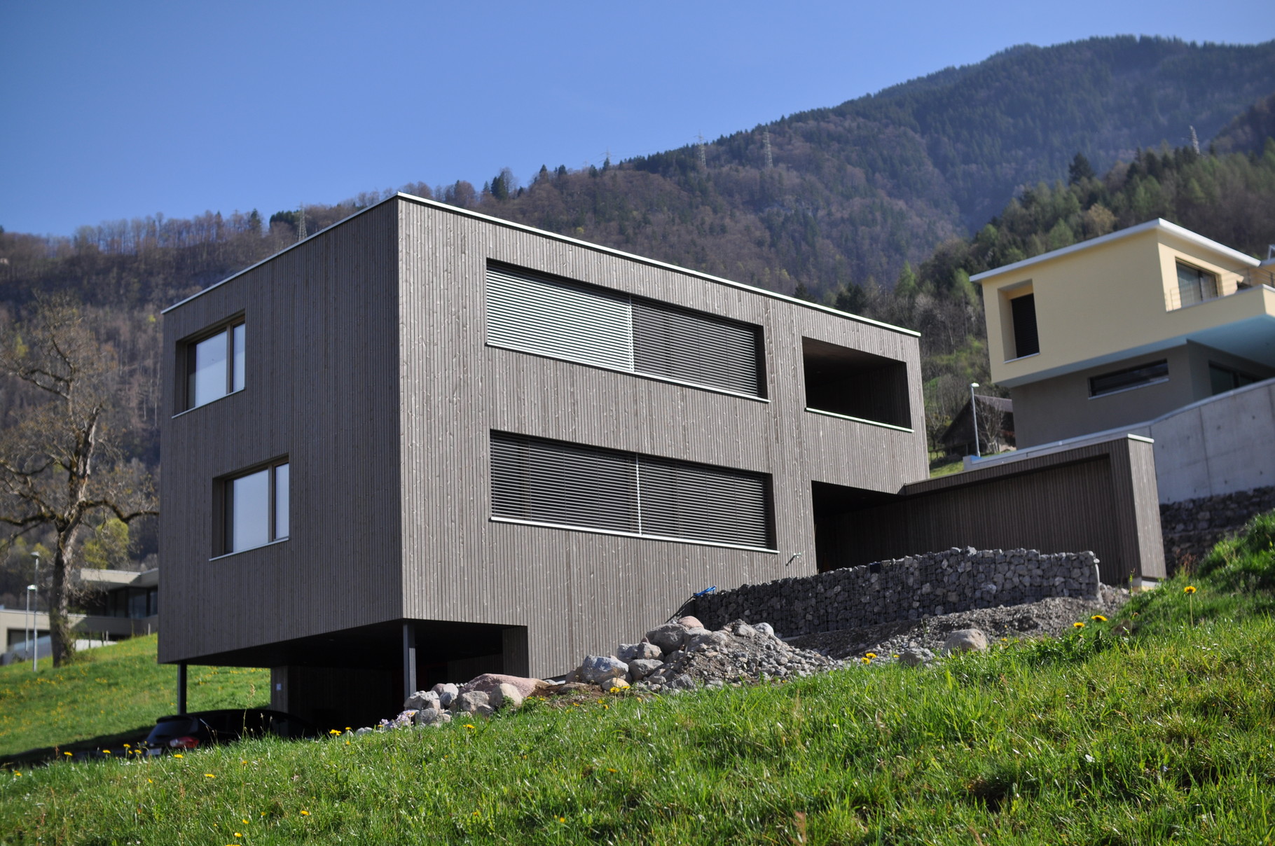 EFH Südstrasse Mollis - Erstes MINERGIE-A-Gebäude im Kanton Glarus