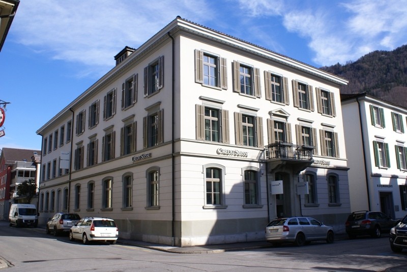 MINERGIE-Modernisierung Credit Suisse Geschäftsstelle Glarus 2013