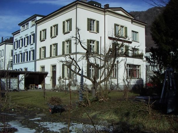 Wohnhaus Hauptstrasse Glarus - Heizungsersatz, Solaranlage 2010