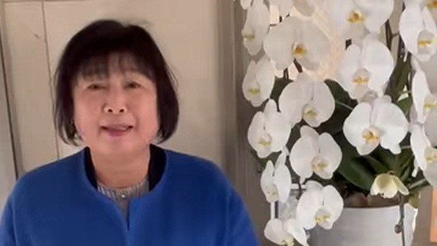 ひらがなの いわかわよしえ です