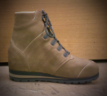Wanderstiefel bei Sprunggelenksbruch