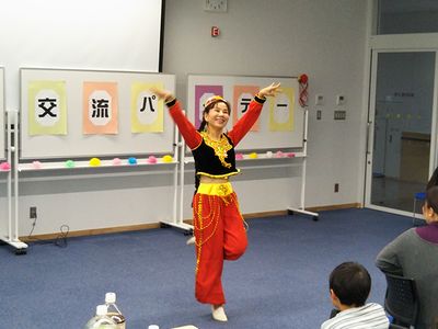 中国の踊り「茉莉花」