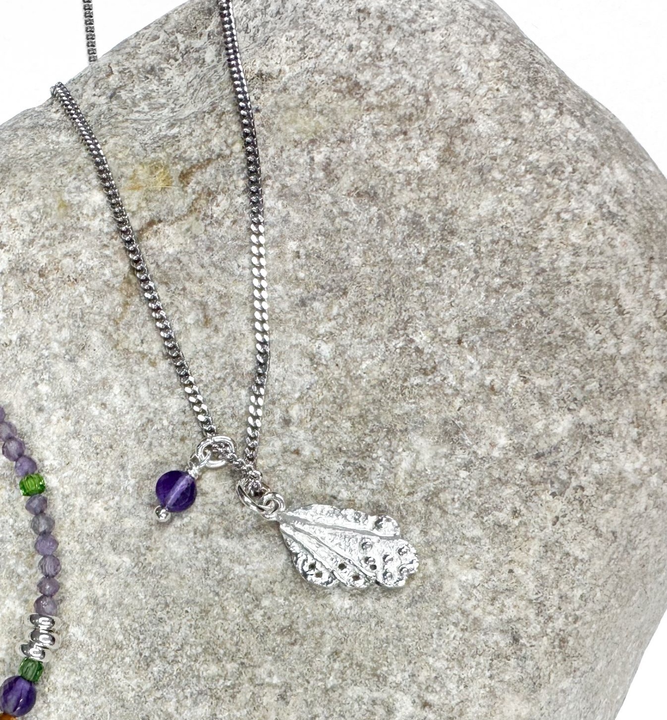 collier aile de papillon / améthyste / ag 925°/00 / 67€