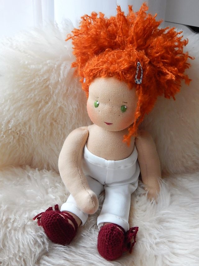 Bio-Stoffpuppe, Ballerina-Stoffpuppe, Ballerinamädchen, Puppenmädchen, Waldorfart, handgemachte Puppe, Handarbeit, individuelle Puppe passend zum Kind, Wunschpuppe, Puppenhandwerk, Jennifer Kliem-Pärsch, ökologische Kinderpuppe