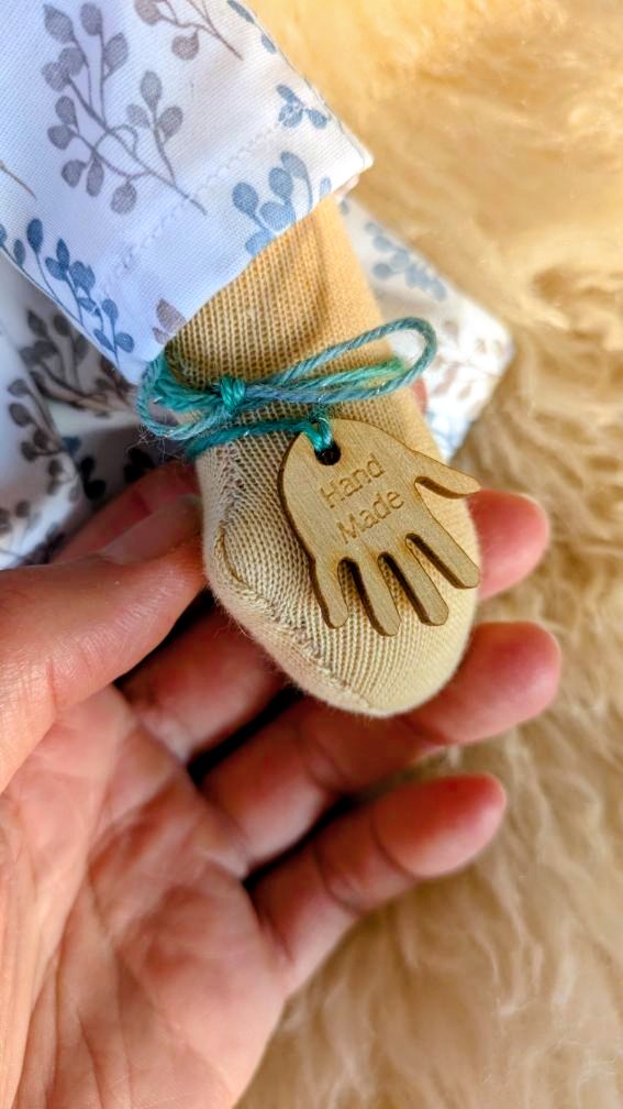 Trauerbegleitung, Trostpuppe, Palliativkurse, Waldorfart, handgemachte Stoffpuppe kaufen, individuelle Wunschpuppe, eigene Puppe anfertigen lassen, Puppenhandwerk