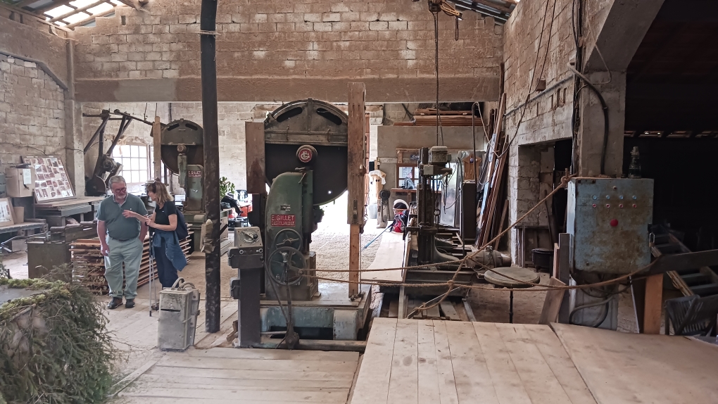 Visite de l'ancienne scierie