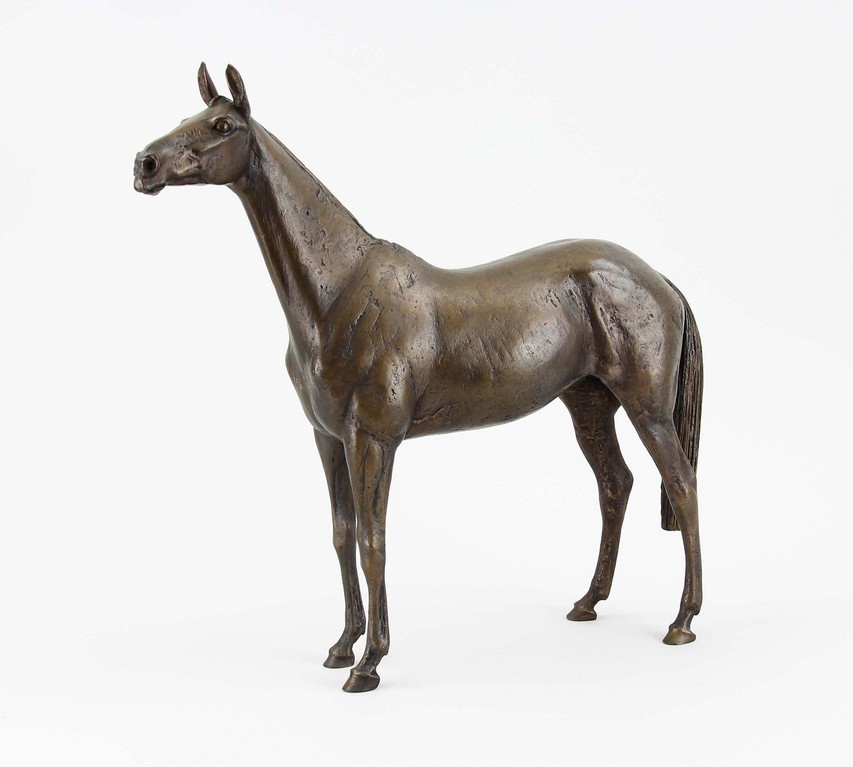 Deutscher Bildhauer 'Halla' Bronzefigur, Auktionspreis 700€